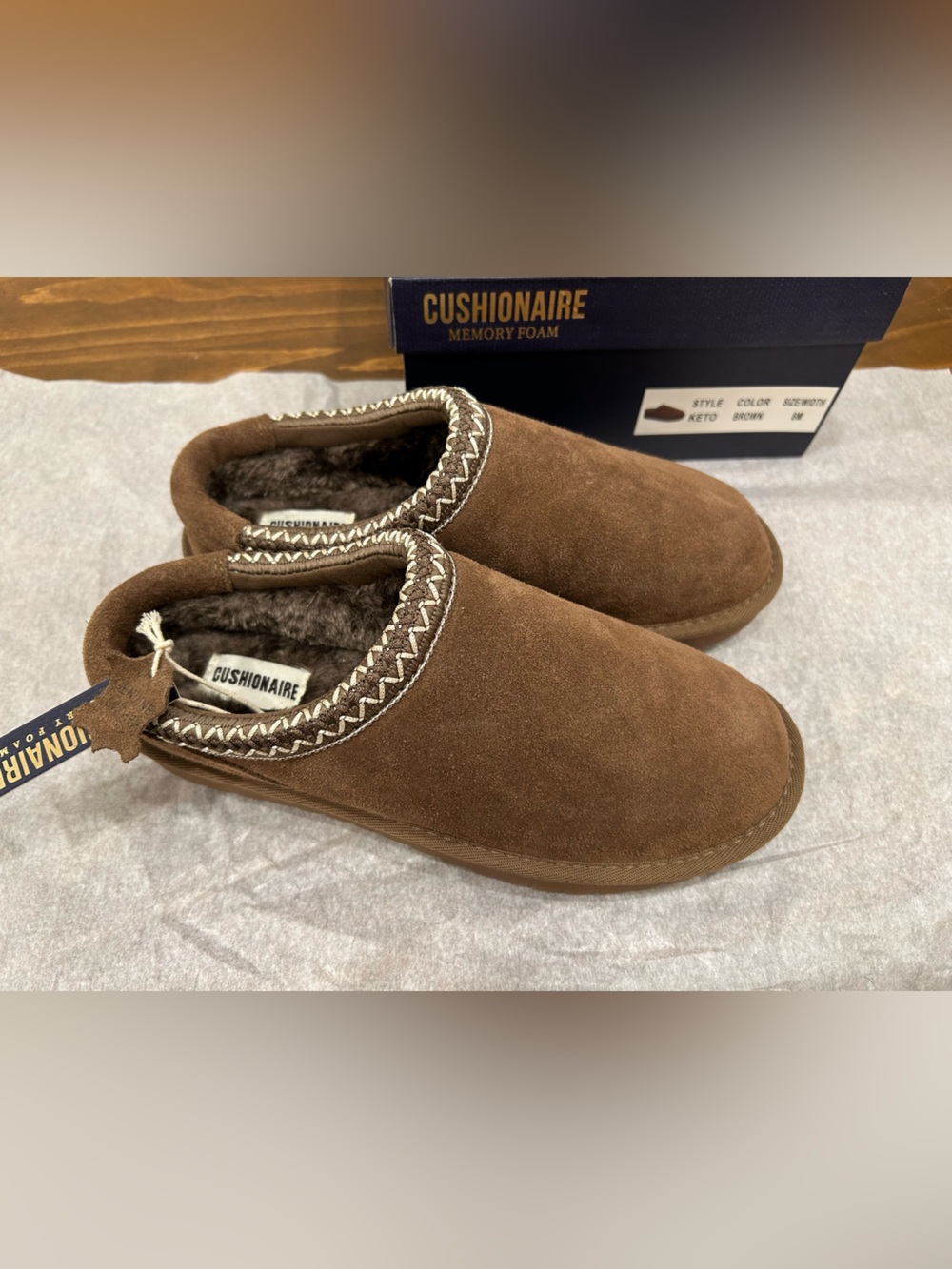 Cushionaire Keto Slipper Women’s Brown Size 8. NWT